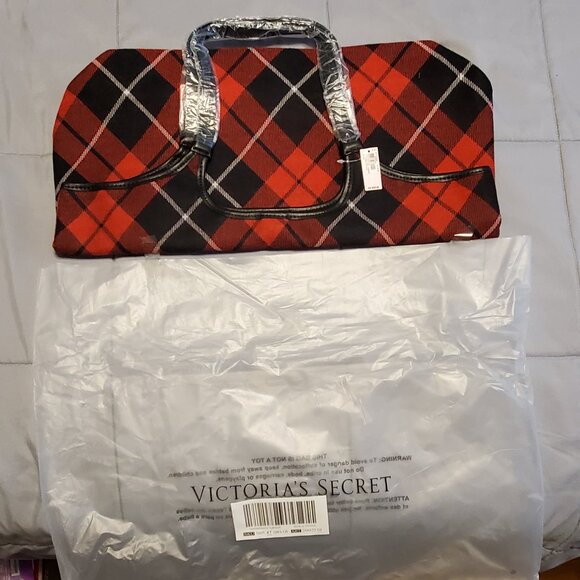 Victoria Secret Red and Black Plaid Tote. New with Tags - Picture 5 of 6